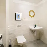 Erkel Luxury Apartmán *